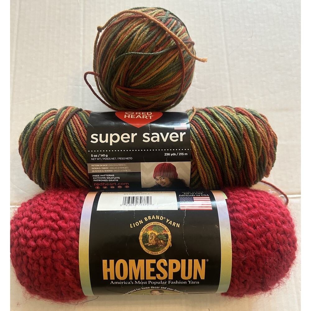 Vtg Lot of 2 Yarn Skiens Candy Apple Lion Homespun Red Heart Fall Automn Ombré